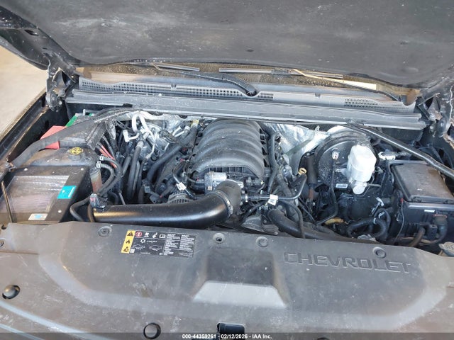 2018 CHEVROLET SUBURBAN 1GNSKJKC2JR260405 Photo 9