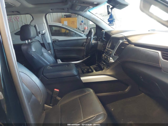2018 CHEVROLET SUBURBAN 1GNSKJKC2JR260405 Photo 4