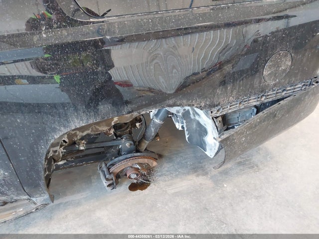 2018 CHEVROLET SUBURBAN 1GNSKJKC2JR260405 Photo 5