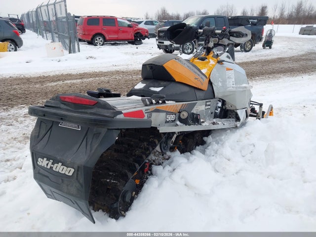 Ski Doo Renegade 800r 2017 2BPSUMHD3HV000028 Image 4