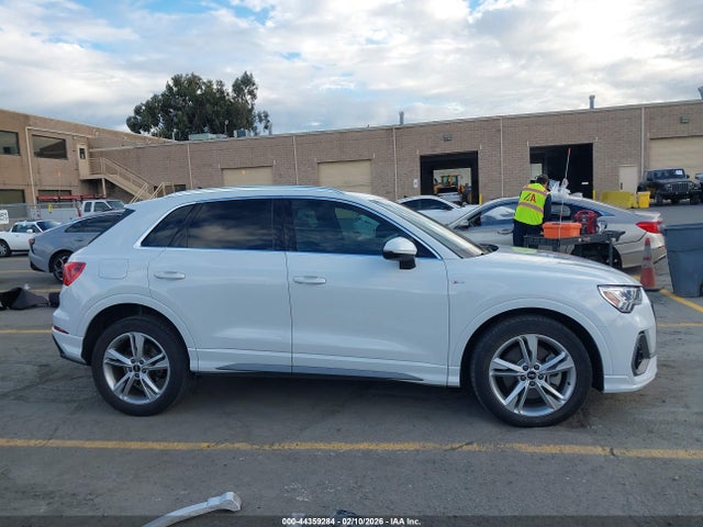Aukcja sprzedaży 2021 Audi Q3 Premium Plus 45 Tfsi S Line Quattro Tiptronic, vin: WA1EECF34M1133039, numer aukcji: 44359284