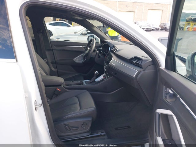 2021 AUDI Q3 WA1EECF34M1133039 Photo 4
