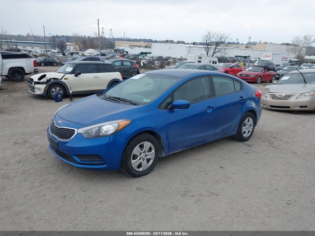 KIA FORTE LX 2014 KNAFK4A64E5056335 Image 2