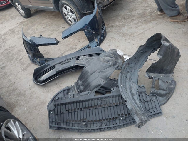 5YFBURHE0KP868168 Toyota COROLLA LE