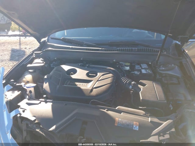 3LN6L2G98GR621588 Lincoln MKZ