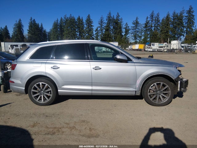 Audi Q7 55 Premium 2019 WA1VAAF71KD015707 Image 14