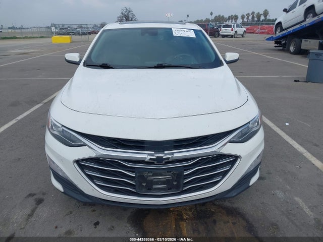 1G1ZE5SX4LF019046 Chevrolet Malibu Fwd Premier