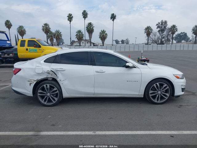1G1ZE5SX4LF019046 Chevrolet Malibu Fwd Premier