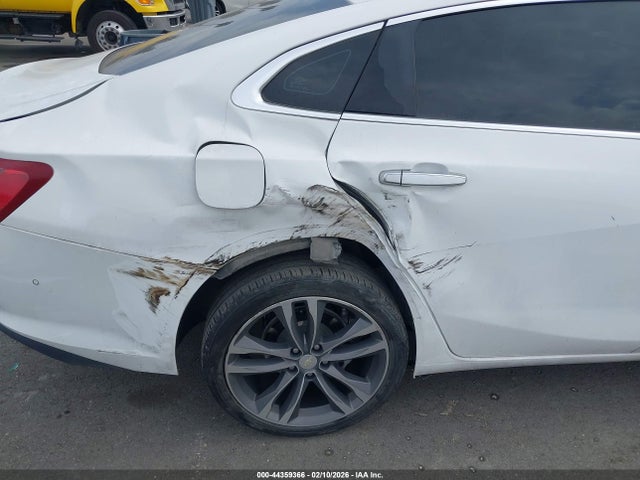 1G1ZE5SX4LF019046 Chevrolet Malibu Fwd Premier