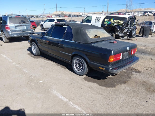 1987 BMW 325 WBABB230XH1943882 Photo 2