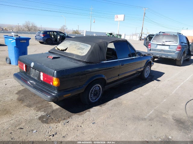 1987 BMW 325 WBABB230XH1943882 Photo 3