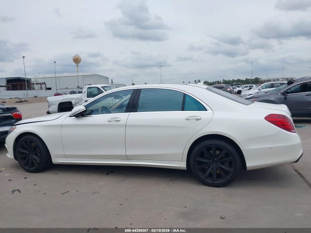 2015 Mercedes-benz S 550 მანქანა იყიდება აუქციონზე, vin: WDDUG8CB0FA093362, აუქციონის ნომერი: 44359387