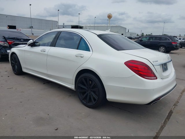 2015 Mercedes-benz S 550 მანქანა იყიდება აუქციონზე, vin: WDDUG8CB0FA093362, აუქციონის ნომერი: 44359387