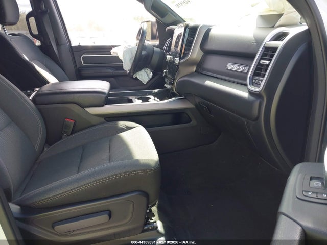 Продажа на аукционе авто 2023 Ram 1500 Big Horn  4x2 5'7 Box, vin: 1C6RREFT8PN585992, номер лота: 44359391
