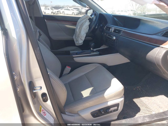 Продажа на аукционе авто 2015 Lexus Gs 350, vin: JTHBE1BL3FA006061, номер лота: 44359393