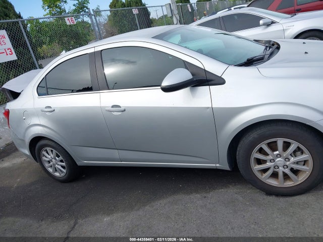 1G1JD5SH3H4127525 Chevrolet Sonic Lt Auto