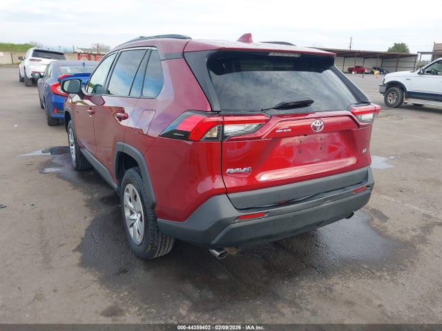 Toyota RAV4 LE 2021 2T3H1RFV3MW134672 Image 3