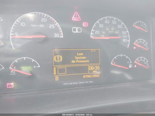 44359413 :رقم المزاد ، 4V4N99EH8GN925934 vin ، 2016 Volvo Vn Vnl مزاد بيع