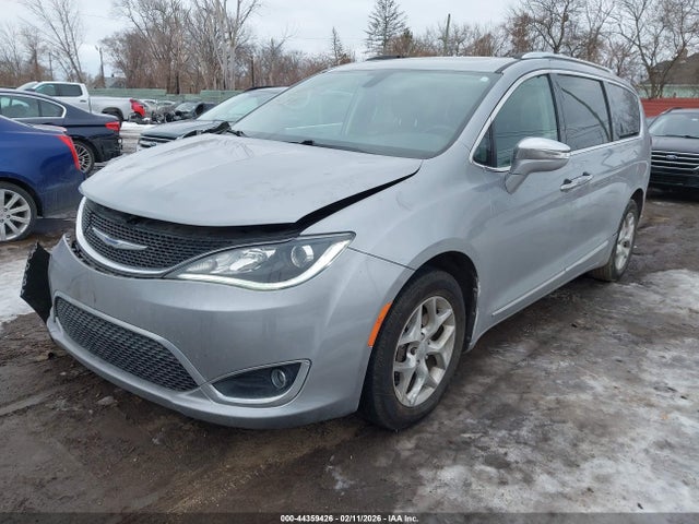 2019 CHRYSLER PACIFICA 2C4RC1GG4KR657710 Photo 1