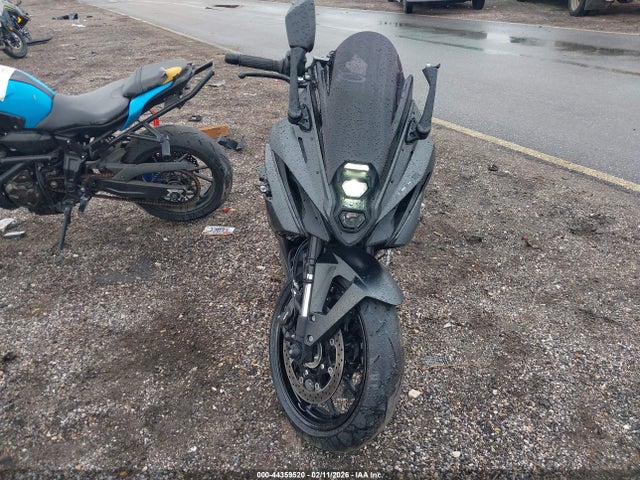 Suzuki Gsx800 F 2025 JS1EM13B6S7101027 Image 5