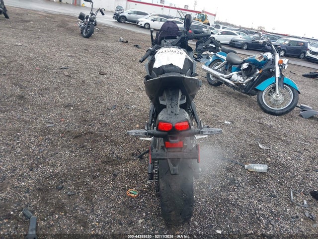Suzuki Gsx800 F 2025 JS1EM13B6S7101027 Image 6