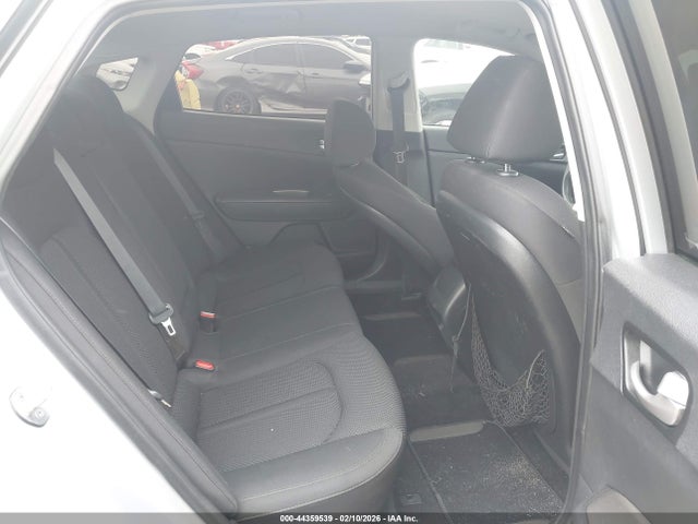 5XXGT4L34LG408698 KIA Optima Lx