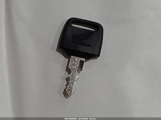 JH2RC5376RK400352 Honda Vt750 C2b