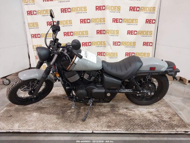 JH2RC5376RK400352 Honda Vt750 C2b