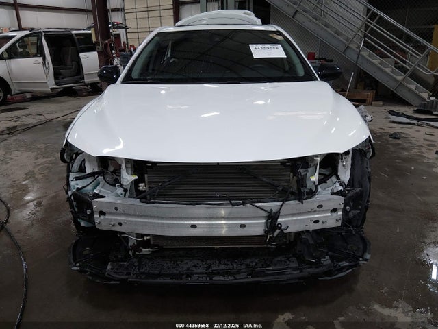 4T1G11BK2PU074633 Toyota Camry Se Awd
