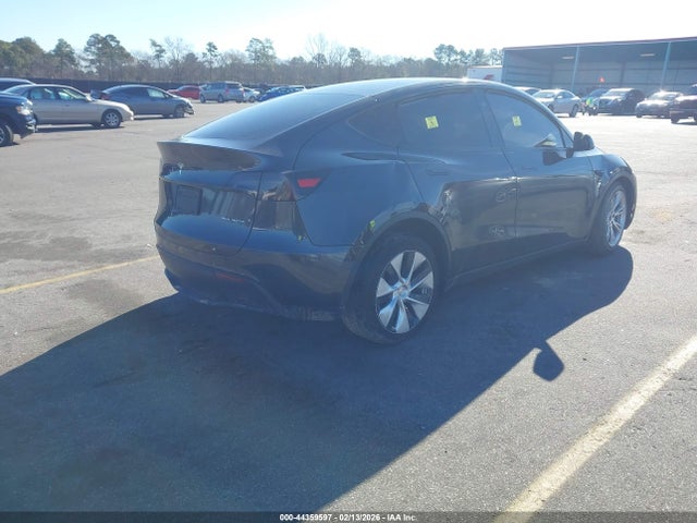 Продаж на аукціоні авто 2024 Tesla Model Y Long Range Dual Motor All-wheel Drive, vin: 7SAYGAEE4RF029320, номер лоту: 44359597