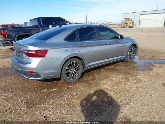 3VWBM7BU8NM034582 Volkswagen Jetta 1.5t Sport