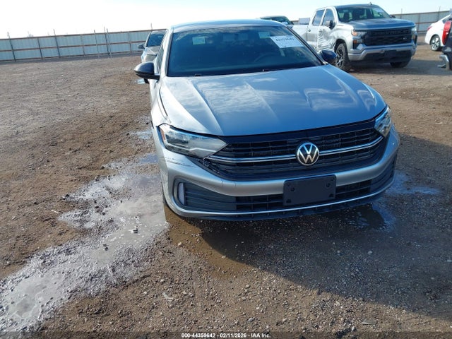 3VWBM7BU8NM034582 Volkswagen Jetta 1.5t Sport