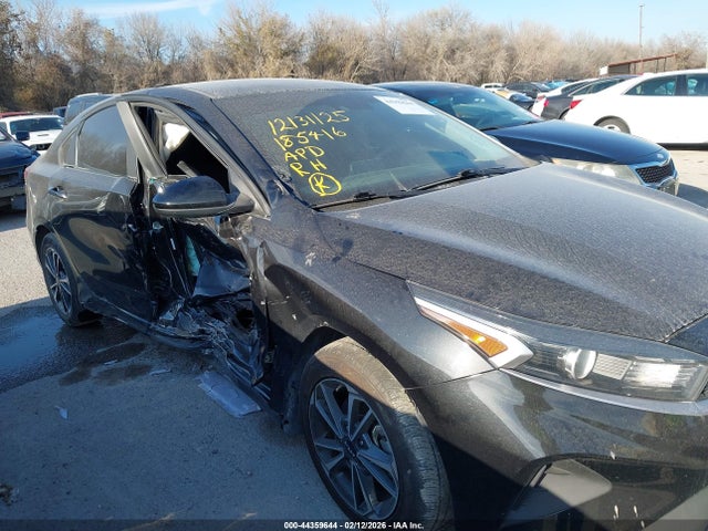 3KPF24AD4PE530292 KIA Forte Lxs