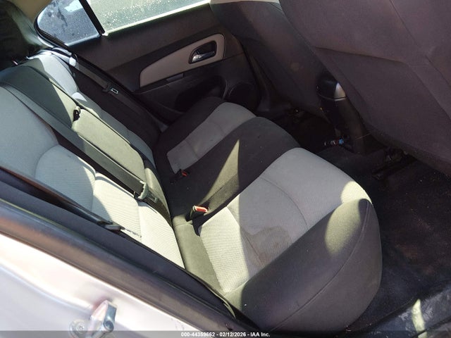 1G1PB5SH3E7418536 Chevrolet Cruze Ls Manual