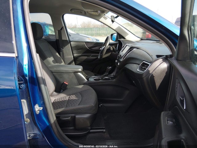 3GNAXKEV1KL266026 Chevrolet EQUINOX LT