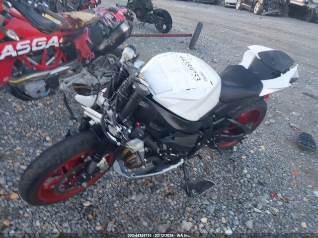 2024 SUZUKI GSX-R600 JS1GN7FA9R7100444 Photo 1