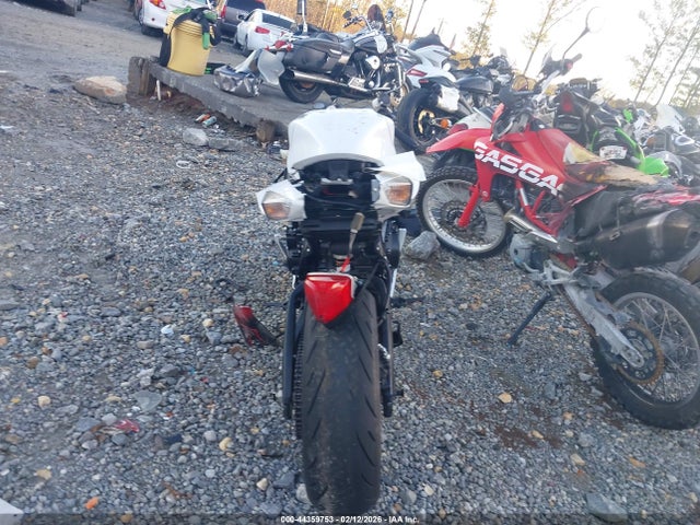 2024 SUZUKI GSX-R600 JS1GN7FA9R7100444 Photo 5