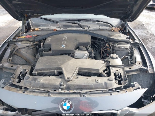 BMW 320i Xdrive 2014 WBA3C3C5XEF983641 Image 10