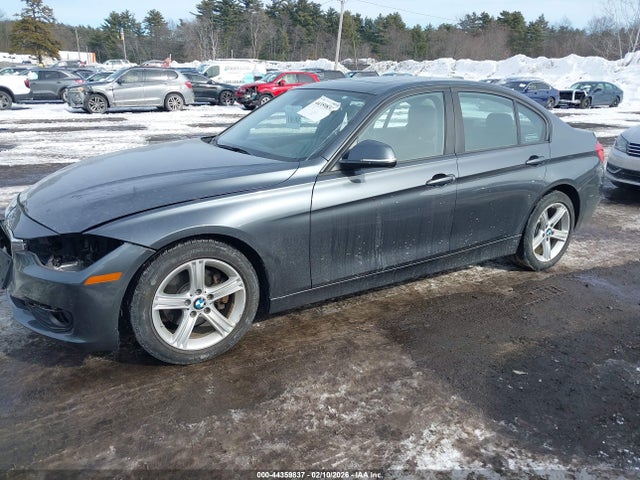BMW 320i Xdrive 2014 WBA3C3C5XEF983641 Image 2