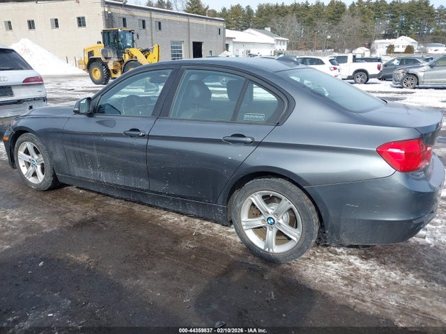 BMW 320i Xdrive 2014 WBA3C3C5XEF983641 Image 3