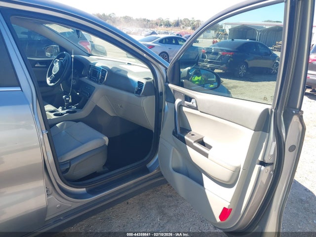 2019 KIA SPORTAGE KNDPM3AC5K7627574 Photo 4