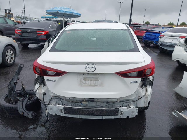 3MZBN1V36JM262992 Mazda Mazda3 Touring
