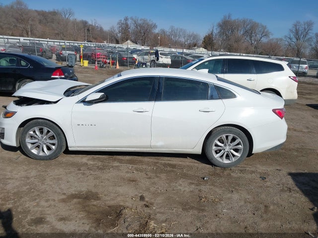1G1ZD5ST4KF180589 Chevrolet MALIBU LT