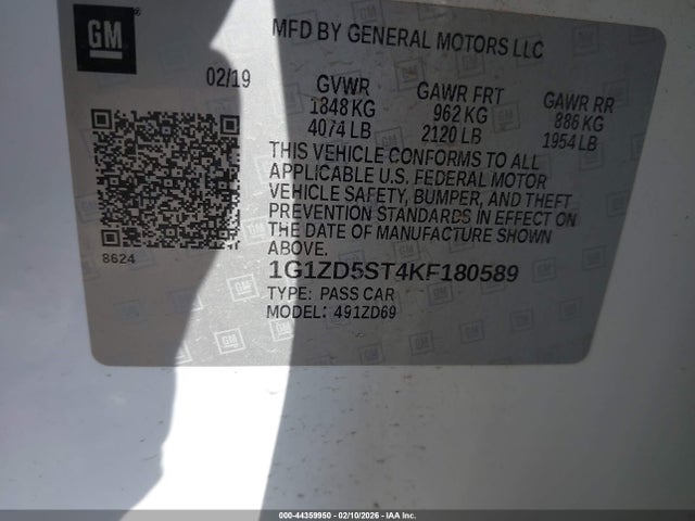 1G1ZD5ST4KF180589 Chevrolet MALIBU LT