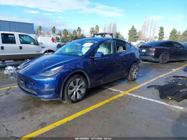 2023 TESLA MODEL Y 7SAYGDEE6PF969696 Photo 1
