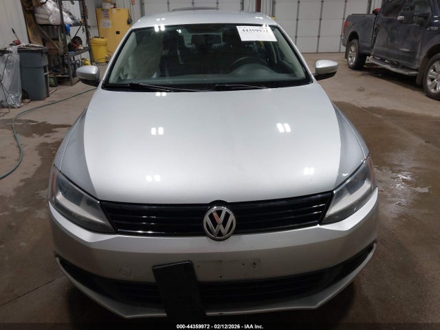 3VWD17AJ7EM247404 Volkswagen Jetta 1.8t Se