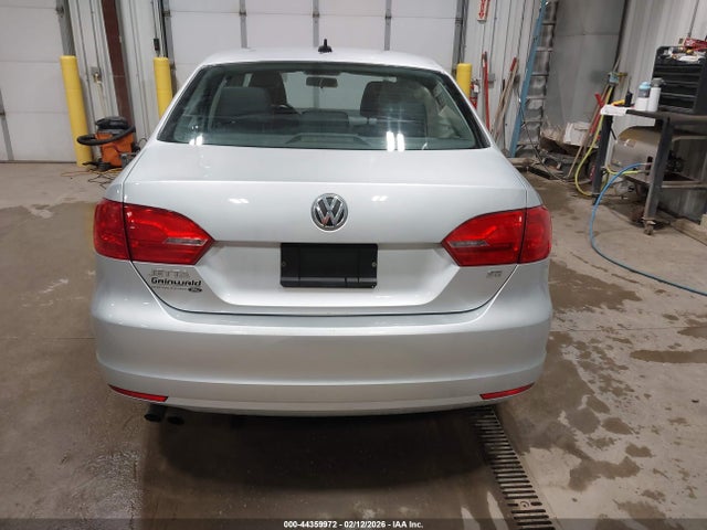 3VWD17AJ7EM247404 Volkswagen Jetta 1.8t Se