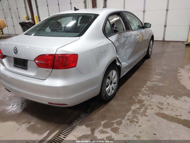 3VWD17AJ7EM247404 Volkswagen Jetta 1.8t Se