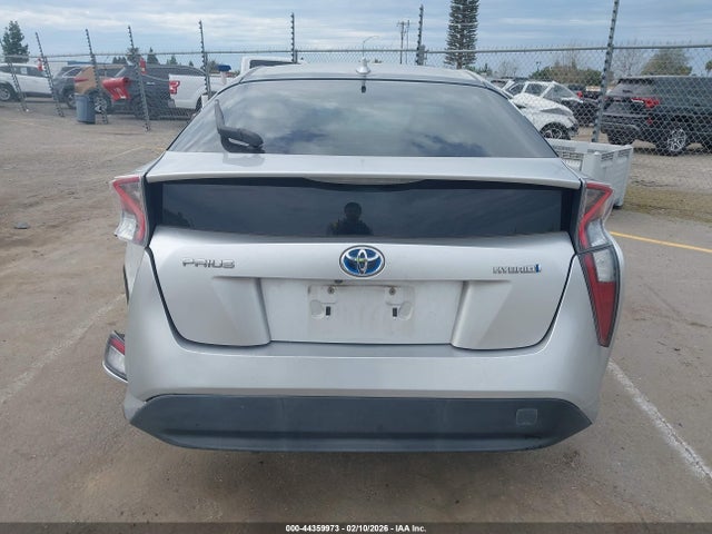 JTDKARFU9G3513471 Toyota Prius Three