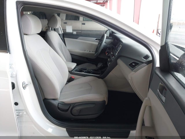 Hyundai SONATA SE 2019 5NPE24AF8KH770804 Image 5